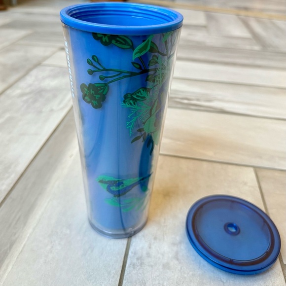 Starbucks 3 D blue glitter roses cold beverage cup, green floral 24 oz - Picture 5 of 9